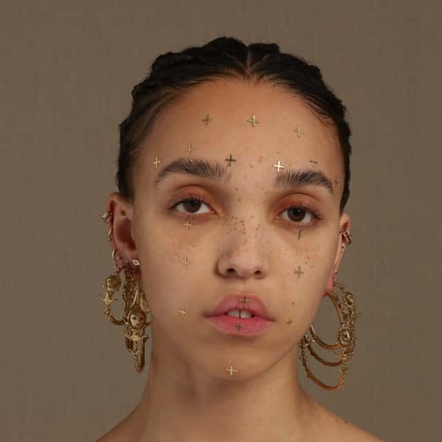 إف كاي إيه تويجز معازف FKA TWIGS ma3azef