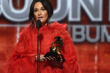 كايسي مسجرايفز معازف جوائز الجرامي grammys 2019 ma3azef kacey musgraves