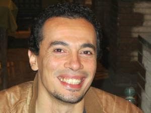 صورة أيمن حلمي