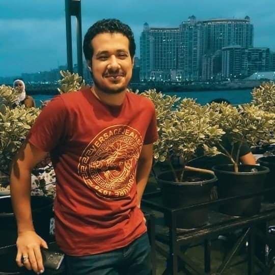 صورة مصطفى هشام