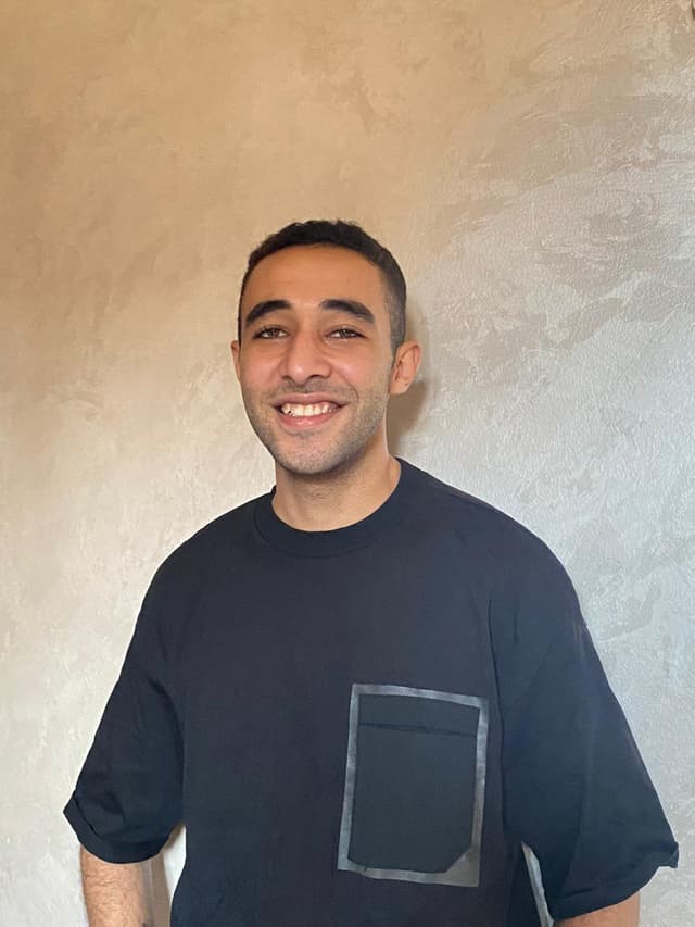 صورة عمر شرارة