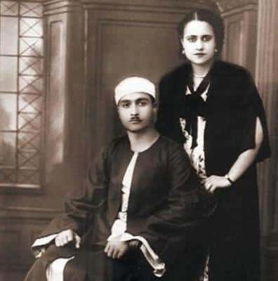 مصطفى اسماعيل وزوجته