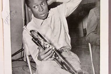 مايلز دايفس ترجمات معازف Miles Davis Ma3azef Translated Articles