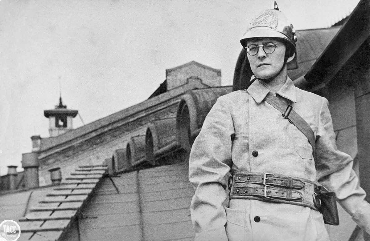 شوستاكوفتش سترافنسكي حرب باردة روسيا أوكرانيا معازف Shostakovich Stravinsky Cold War Russian Ukrainian War Ma3azef